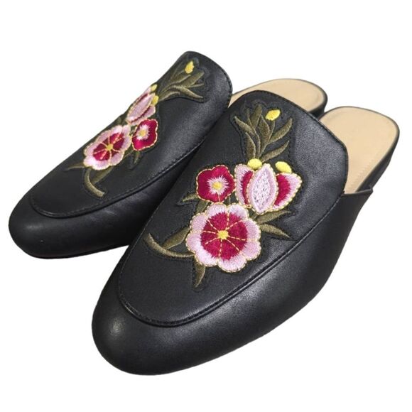 Marc Fisher Wrangler black leather floral embroidered flats mules womens 6 - Picture 1 of 6